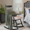 Chaise à bascule LuxePorch™ en bois de peuplier noir – Style Windsor